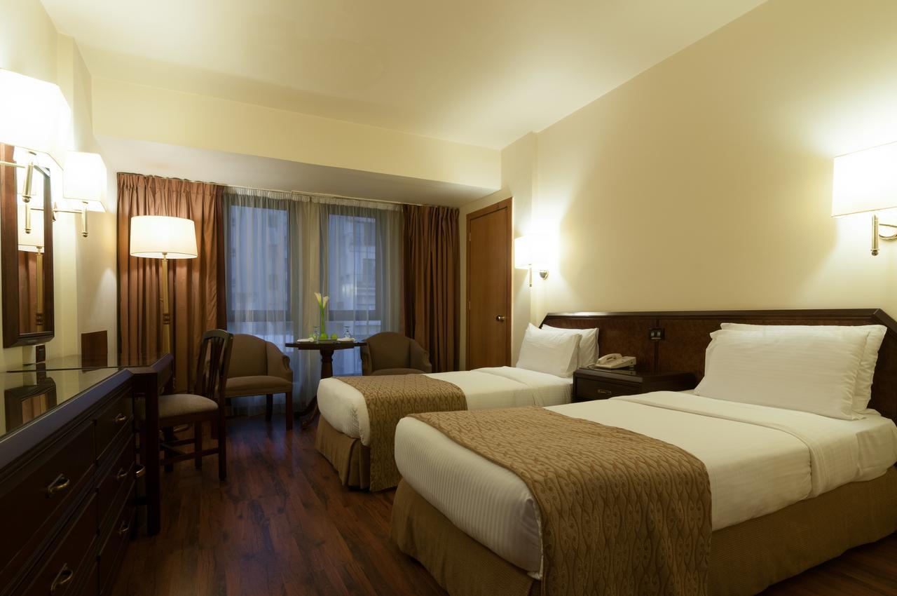 Le Commodore Hotel Beirut Exterior photo
